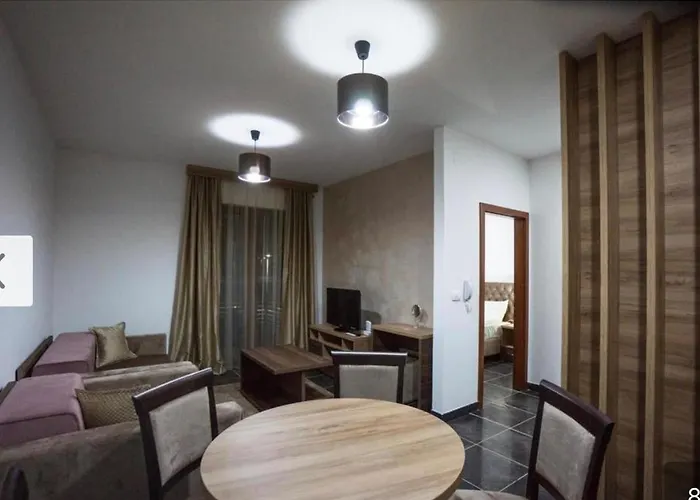 Διαμέρισμα Hills Lux Mn